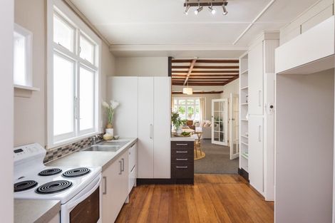 Photo of property in 81 Heretaunga Street, Palmerston North, 4414