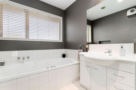 Photo of property in 28 Truro Close, Ohoka, Kaiapoi, 7692