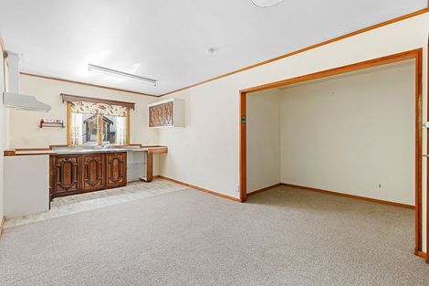 Photo of property in 36 Rangatira Road, Birkenhead, Auckland, 0626