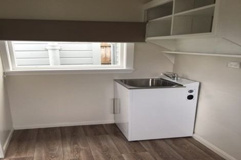 Photo of property in 8 Owens Terrace, Upper Riccarton, Christchurch, 8041