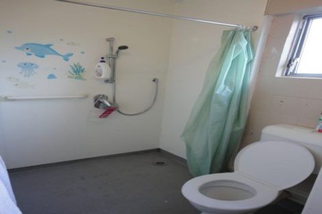 Photo of property in 117 Seymour Road, Sunnyvale, Auckland, 0612