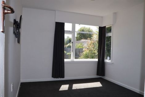 Photo of property in 32 Moreland Avenue, Papanui, Christchurch, 8053