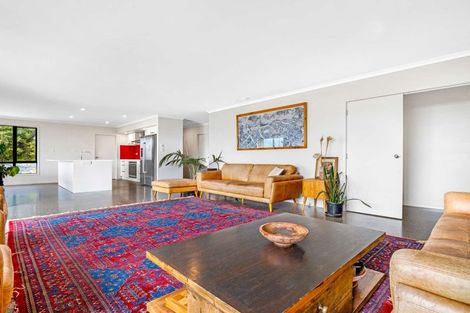 Photo of property in 103 Mcleod Road, South Head, Helensville, 0874