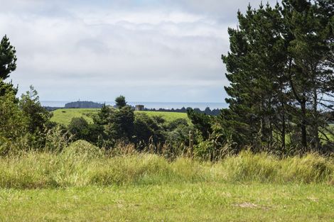 Photo of property in 325 Kaipi Road, Hillsborough, New Plymouth, 4372