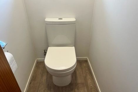 Photo of property in 1/41 Pigeon Mountain Road, Half Moon Bay, Auckland, 2012