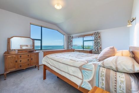 Photo of property in 128 Motuhara Road, Plimmerton, Porirua, 5026