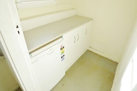 Photo of property in 103 Bolton Street, Blockhouse Bay, Auckland, 0600