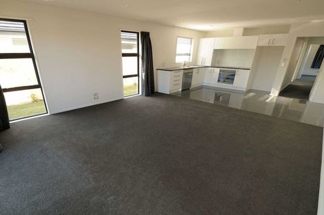 Photo of property in 15 Packard Crescent, Halswell, Christchurch, 8025