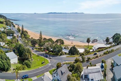 Photo of property in 2 Seaview Road, Cable Bay, 0420