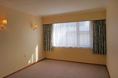 Photo of property in 2 Cruickshank Crescent, Rosedale, Invercargill, 9810