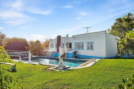 Photo of property in 65 Annett Road, Kumeu, 0891