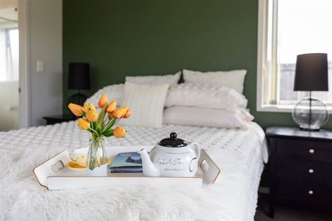 Photo of property in 21 Naeo Close, Papamoa Beach, Papamoa, 3118