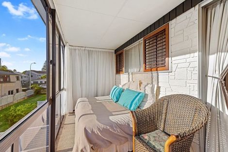 Photo of property in 40m Maunganui Road, Mount Maunganui, 3116