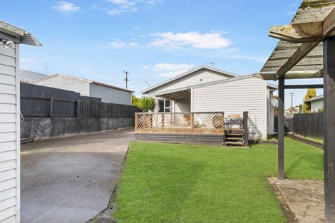 Photo of property in 44 Puriri Street, Gonville, Whanganui, 4501