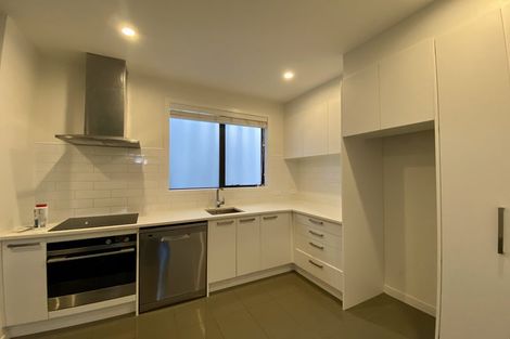 Photo of property in 7/50 Ocean View Road, Northcote, Auckland, 0627