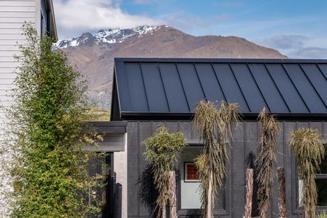 Photo of property in 7 Polperro Court, Jacks Point, Queenstown, 9371