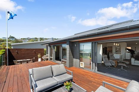 Photo of property in 63 Te Awakura Terrace, Mount Pleasant, Christchurch, 8081