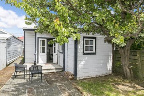 Photo of property in 35 Normanby Street, Newtown, Wellington, 6021