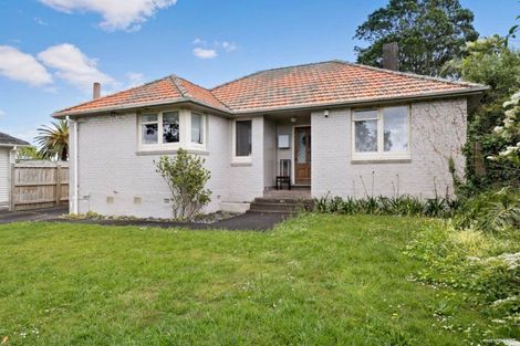 Photo of property in 27 Line Road, Glen Innes, Auckland, 1072