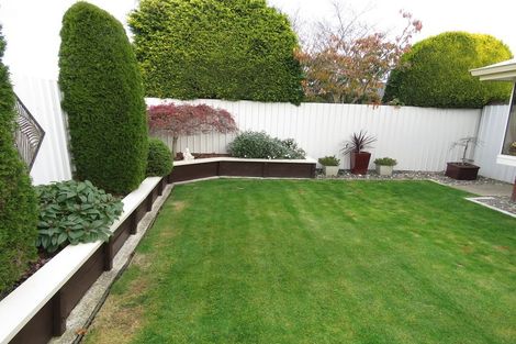 Photo of property in 51 Vogel Place, Waikiwi, Invercargill, 9810