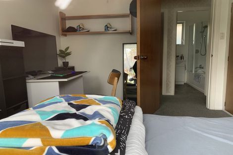 Photo of property in 1/37b Main Road, Redcliffs, Christchurch, 8081