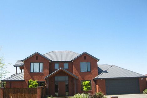 Photo of property in 1 Vaughan Way, Redwood, Christchurch, 8051