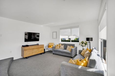Photo of property in 32 Mangati Road, Bell Block, New Plymouth, 4312