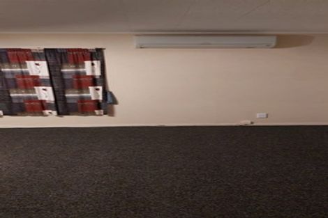 Photo of property in 2/100 Cargill Street, Papakura, 2110