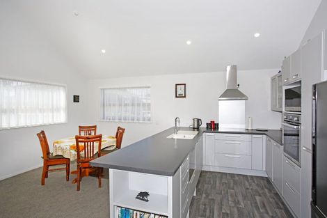 Photo of property in 4b Shanley Crescent, Waiuku, 2123