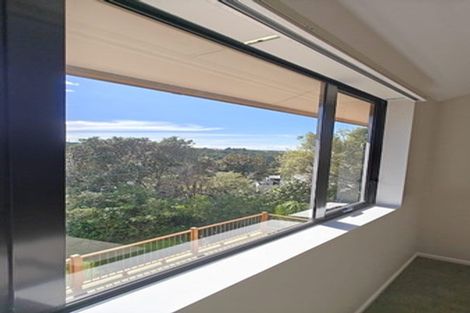 Photo of property in 1 Glenreagh Place, Torbay, Auckland, 0630