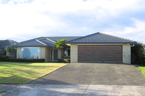 Photo of property in 23 Ballycullanie Place, Dannemora, Auckland, 2016
