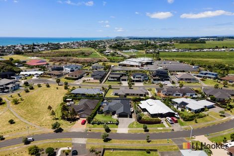 Photo of property in 29 Browns Drive, Waihi Beach, 3611