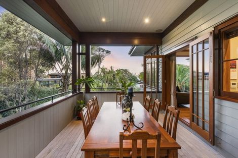 Photo of property in 27a Maritime Terrace, Birkenhead, Auckland, 0626