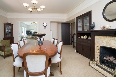 Photo of property in 31 Cameron Street, Hawera, 4610