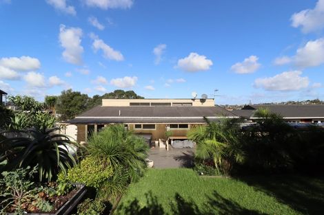 Photo of property in 3 Busbridge Place, Hillcrest, Auckland, 0627