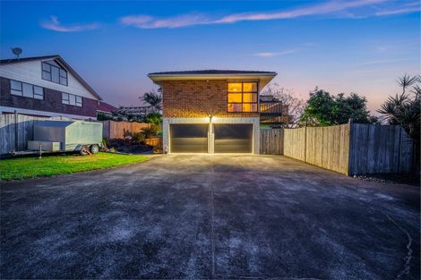 Photo of property in 21 St Annes Crescent, Wattle Downs, Auckland, 2103
