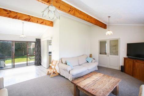 Photo of property in 1 Kotuku Place, Taradale, Napier, 4112