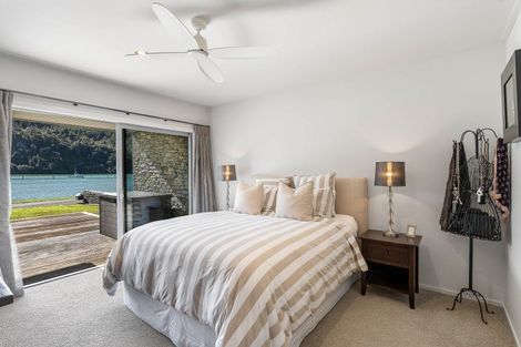 Photo of property in 209 Beach Road, Whangamata, 3620