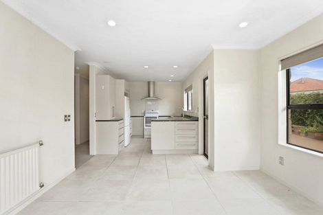 Photo of property in 51 Holland Street, Glenholme, Rotorua, 3010