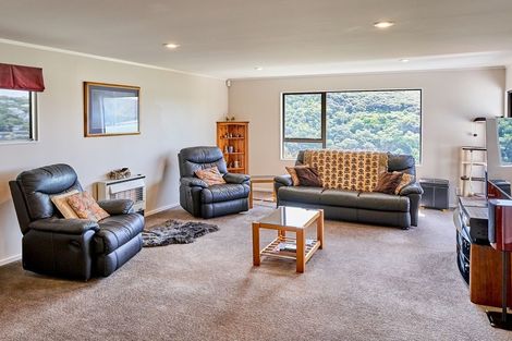 Photo of property in 50 Molyneux Close, Whitby, Porirua, 5024