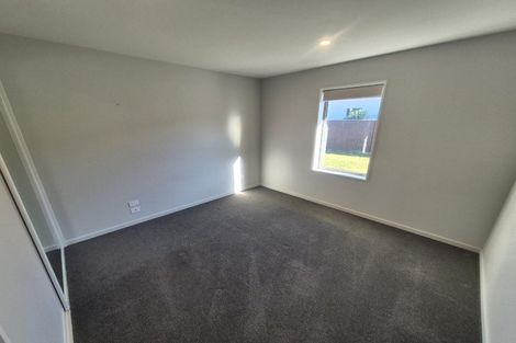Photo of property in 10 Davaar Crescent, Broomfield, Christchurch, 8042