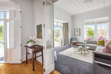 Photo of property in 29 Maritime Terrace, Birkenhead, Auckland, 0626