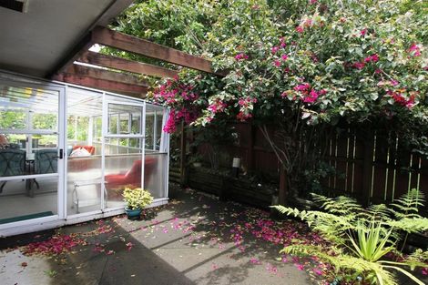 Photo of property in 2/80 Aberfeldy Avenue, Highland Park, Auckland, 2010