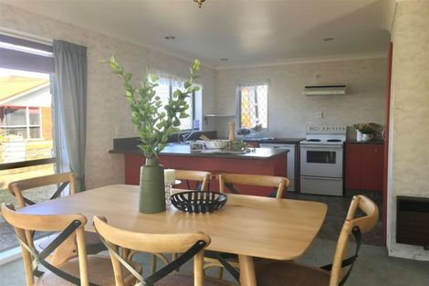 Photo of property in 114c Warwick Street, Feilding, 4702