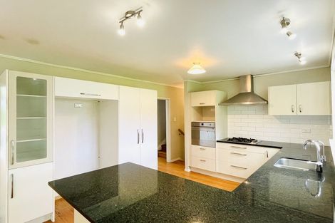 Photo of property in 22 Juniper Road, Sunnynook, Auckland, 0620