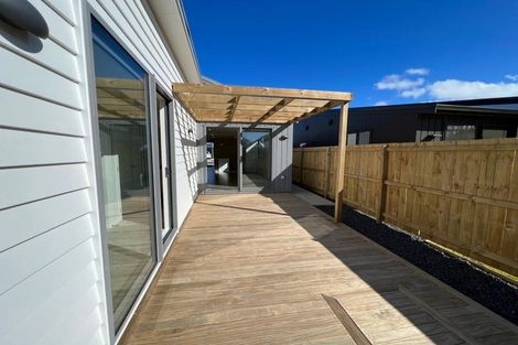 Photo of property in 30 Clayden Shuttleworth Street, Papakura, 2110