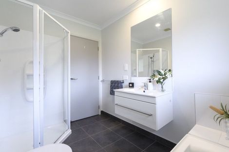 Photo of property in 10 Bathurst Crescent, Pyes Pa, Tauranga, 3112