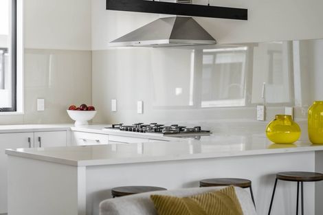 Photo of property in 21c Roseberry Avenue, Birkenhead, Auckland, 0626