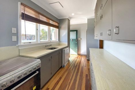 Photo of property in 16 Liverpool Street, Takaro, Palmerston North, 4412