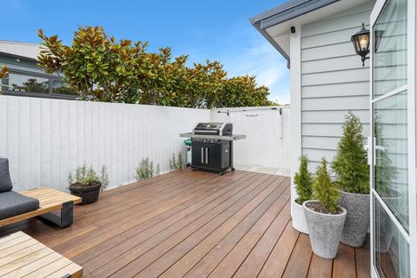 Photo of property in 1/26 Devon Street, Sydenham, Christchurch, 8023